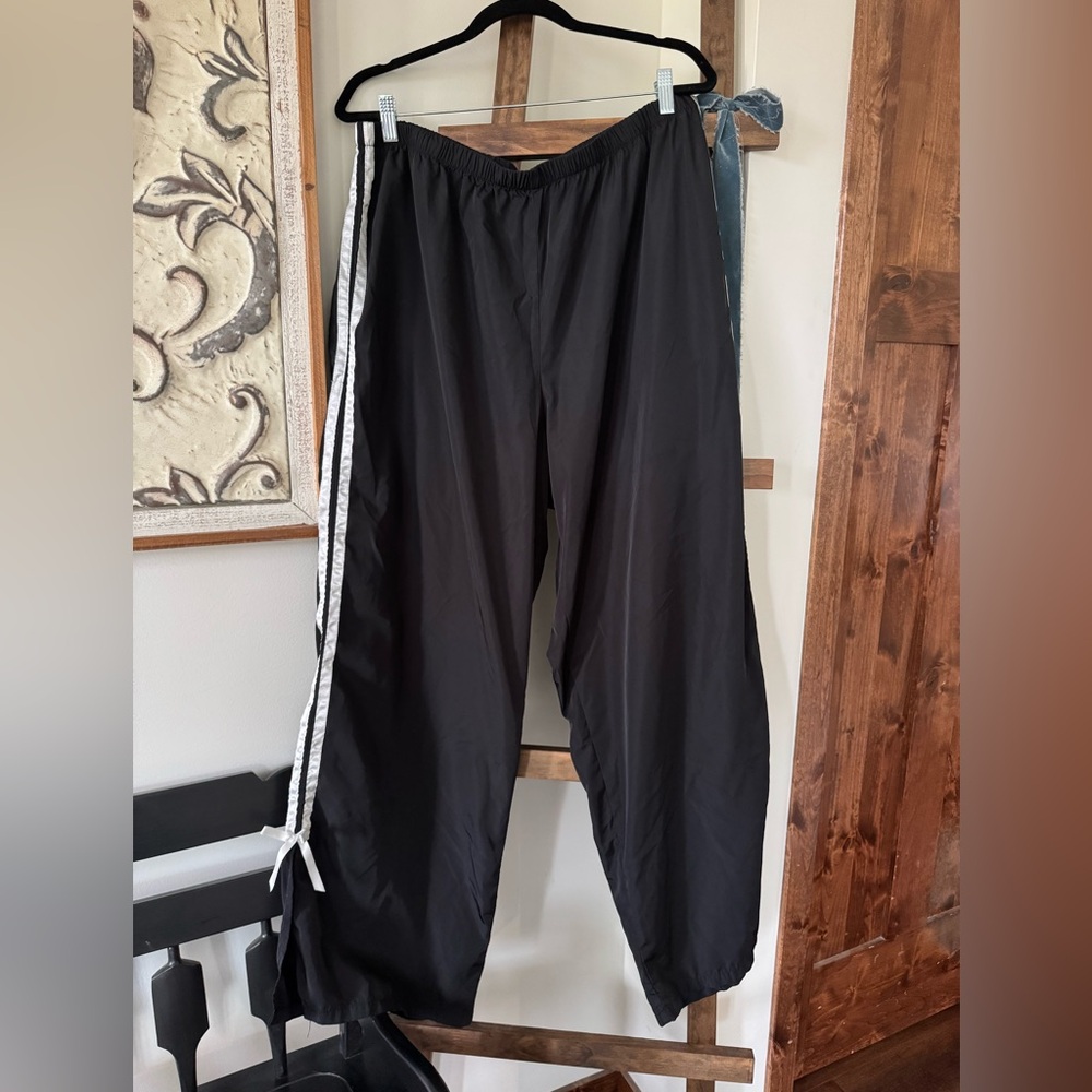 Wild Fable Track Pants with White Stripes and Bows Sz XXL